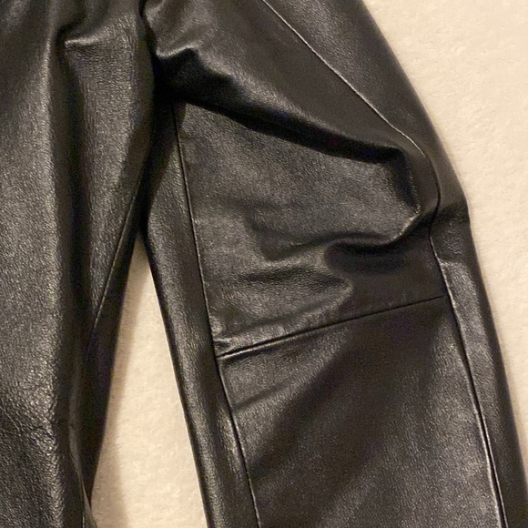 Women’s Wilson Black Leather Zip Up Jacket. EUC Sz. M - Picture 11 of 13